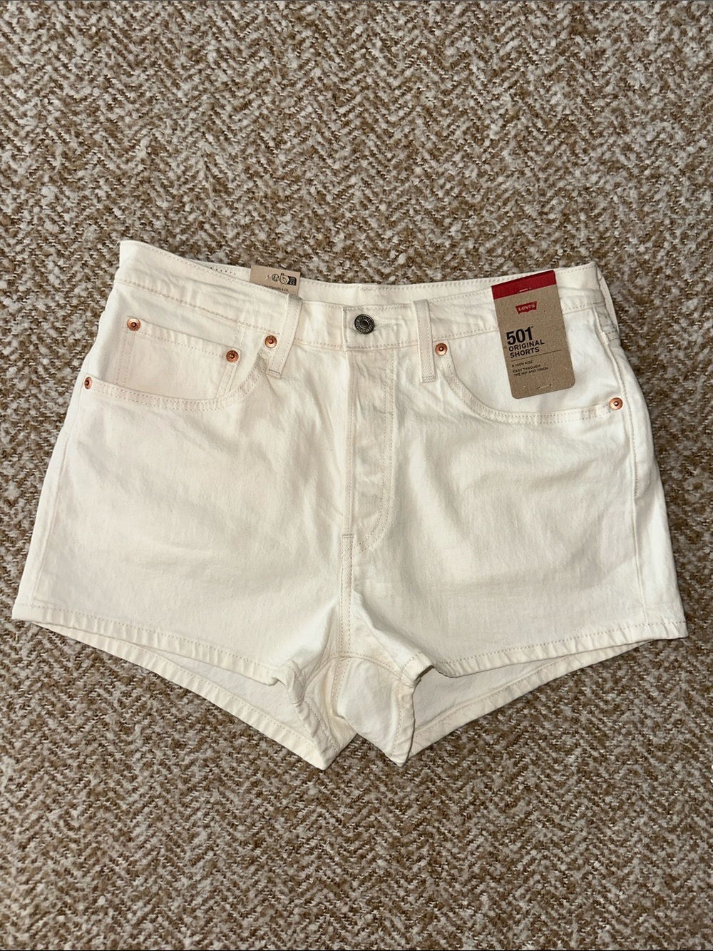 Levi’s 501 High Rise Button Fly Original Shorts Off White Sz 30 NWT